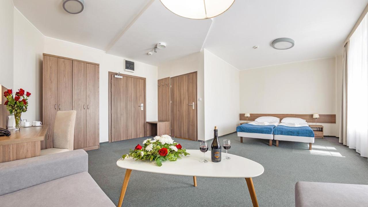 Hotel Zorza Kolobřeh Exteriér fotografie