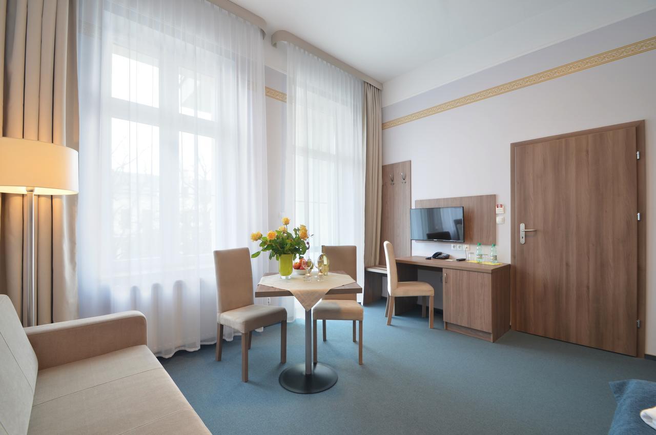 Hotel Zorza Kolobřeh Exteriér fotografie