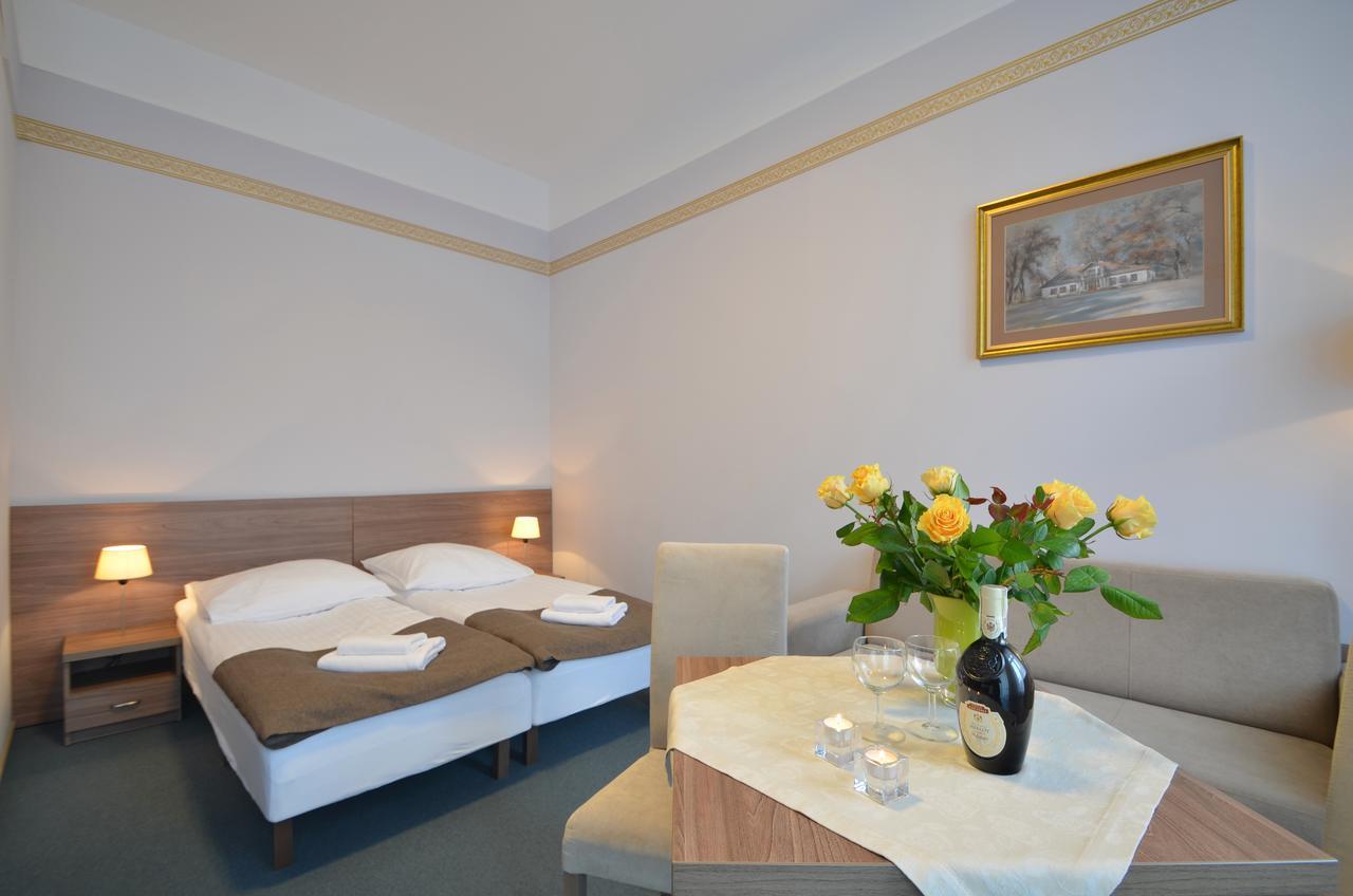 Hotel Zorza Kolobřeh Exteriér fotografie